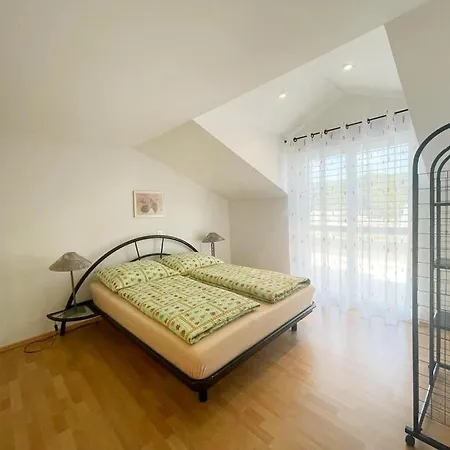 Dom Krk Sveti Anton (Krk)