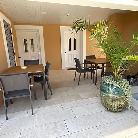 Dom Krk Sveti Anton (Krk)